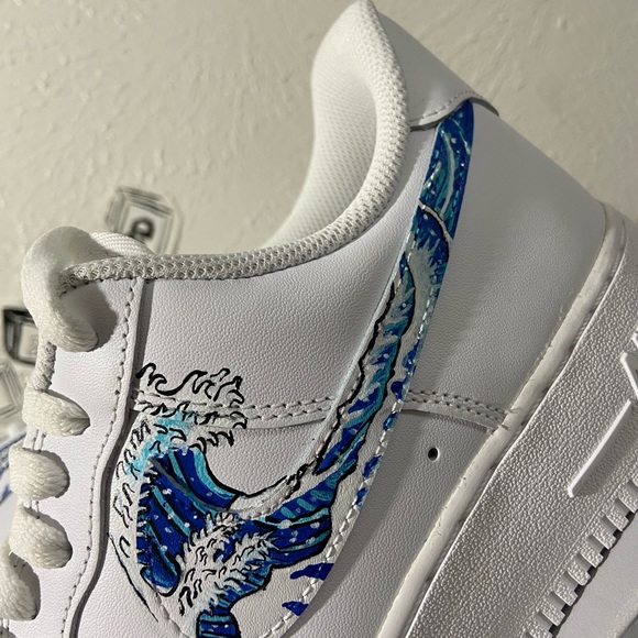 Custom Nike Air Force 1 Women’s - Picture 2 of 3